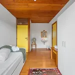 بيت للعطل T Zandhuis - Vintage With Garden In