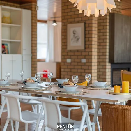 بيت للعطل T Zandhuis - Vintage With Garden In *