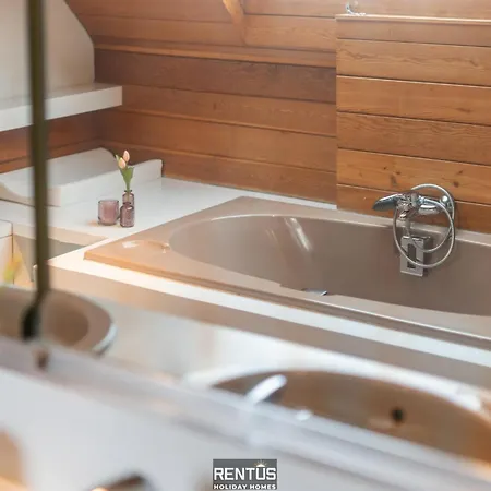 T Zandhuis - Vintage With Garden In أوستيند